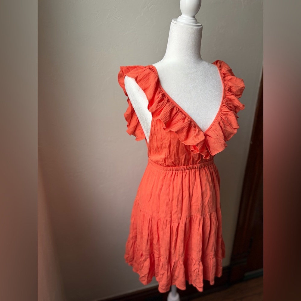 Olivaceous Coral Ruffle Open Back Dress Size Small - Picture 4 of 12